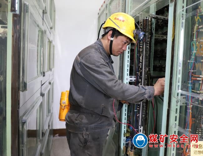 柏林煤礦機電先鋒邱成涌