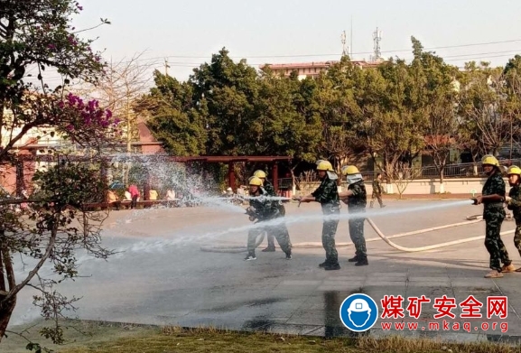 華榮能源攀枝花救消大隊(duì)救援一中隊(duì)多措并舉做好森林草原防火工作