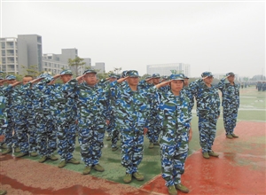 中礦大新生軍訓進行時