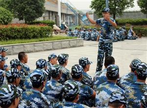 機電學(xué)院軍訓(xùn)紀實(一)——軍歌嘹亮?青春飛揚