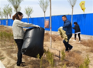 神華寧煤集團(tuán)煤制油化工公管公司后勤服務(wù)中心黨員青年亮化園區(qū)