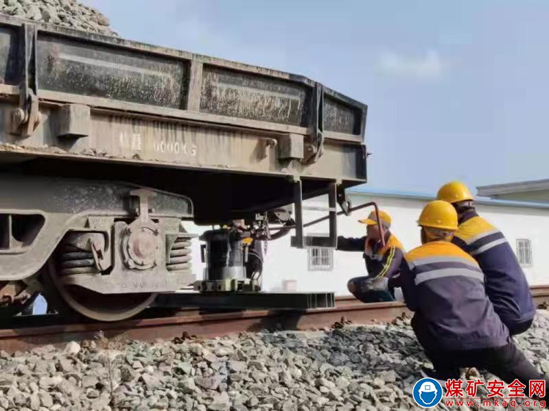 蒲白鐵運(yùn)公司：寶麟車輛段開展貨車車輛脫軌應(yīng)急救援演練