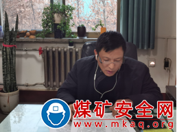 陜煤蒲白熱電公司：全國(guó)最美家庭熊樹民 應(yīng)邀參加陜西新聞廣播“秦風(fēng)熱線”節(jié)目訪談