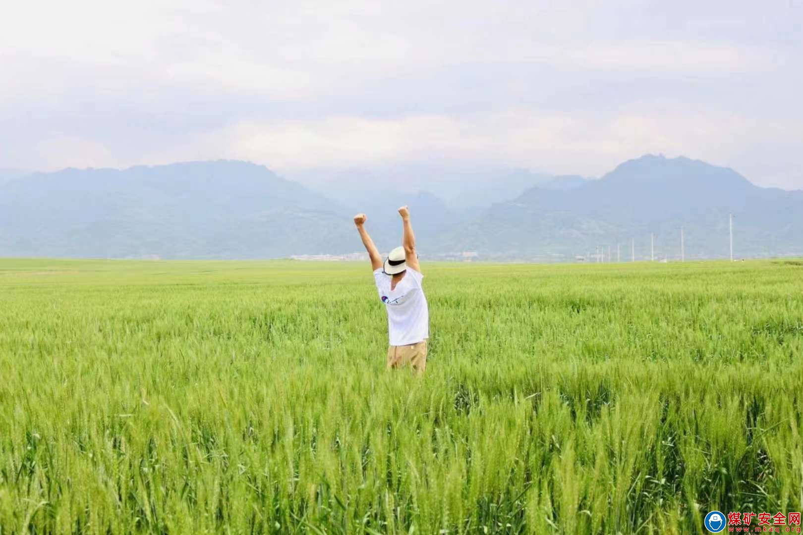 煤礦運營公司---山河遠闊，人間煙火