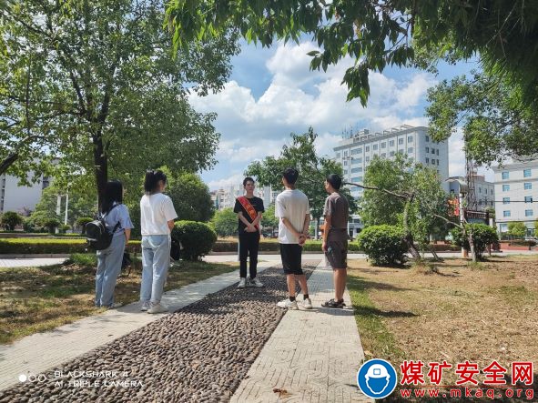 走進船山廣場，弘揚船山精神——中國礦業(yè)大學(xué)同路人巡講團前往西渡鎮(zhèn)船山廣場開展宣講活動