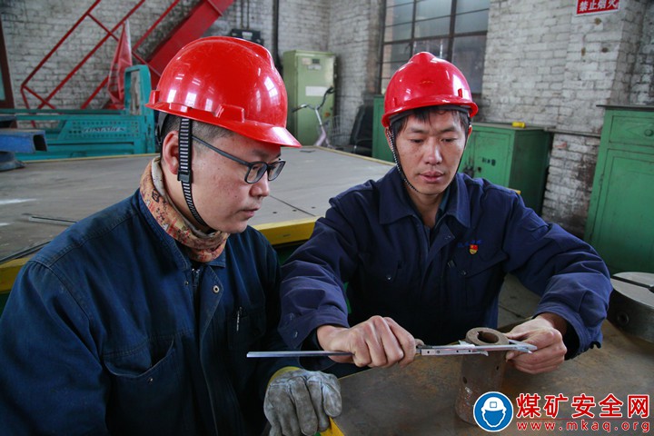 國能集團(tuán)寧煤公司洗選中心“小競賽”增強(qiáng)班組建設(shè)活力